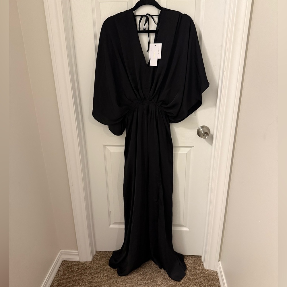 Elegant Black Maxi Dress NWT